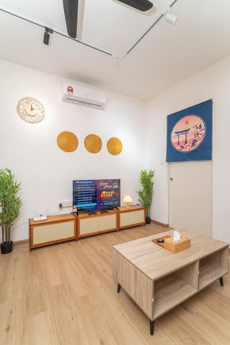Relaxing Muji Retreat With Jacuzzi, Retro Games, Mrt Kuala Lumpur