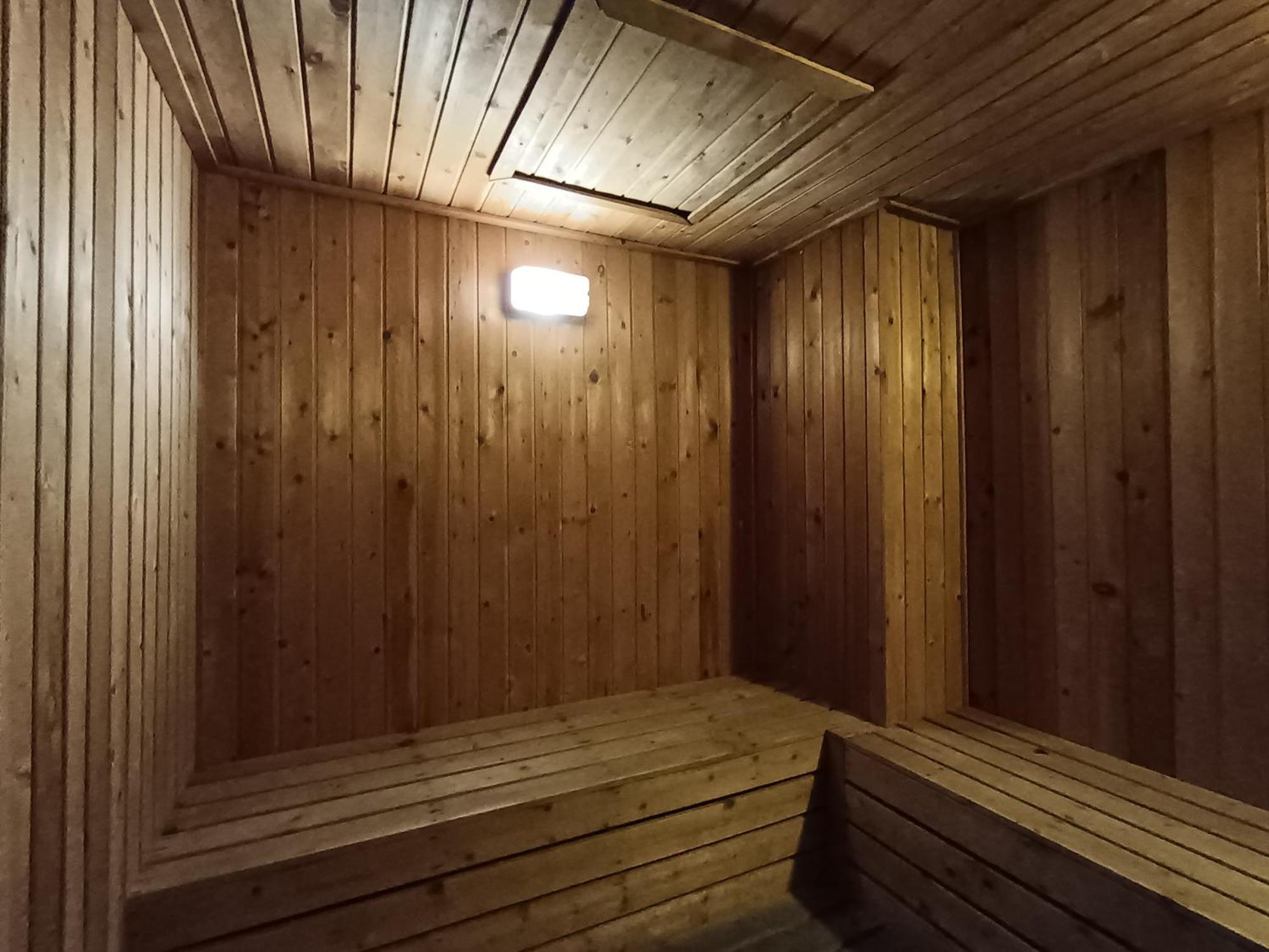 Relaxing Muji Retreat With Jacuzzi, Retro Games, Mrt Pangsapuri Kuala Lumpur