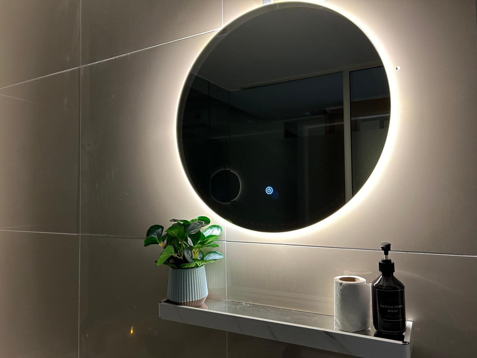 Relaxing Muji Retreat With Jacuzzi, Retro Games, Mrt Pangsapuri *